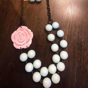 PLUNDER TAMSON RETIRED  NECKLACE